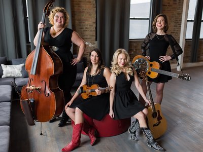Fox Crossing Stringband photo