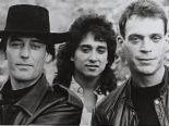 X-STREAMS: Kurt Mayberry/vocals/guitar, Peter Tessensohn/bass/guitar/vocal, Pat Sweeney/drums/vocal