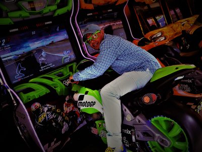 IS MARSHALL SPEEDWAYING BACK TO #1 ON REVERB?