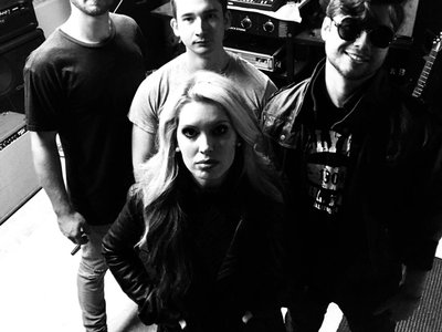 Lilakk photo
