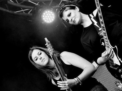 Cherry & the Bombs photo