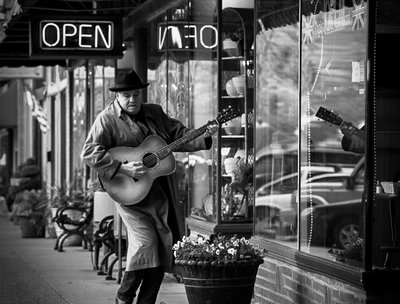 Siggie The Vintage Man photo