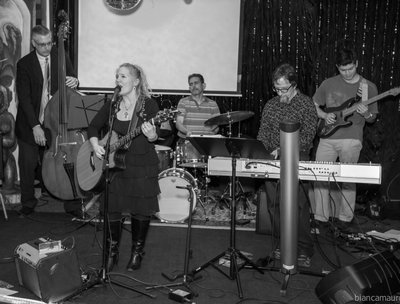 Julie Jazz at Out of the Blue Too!