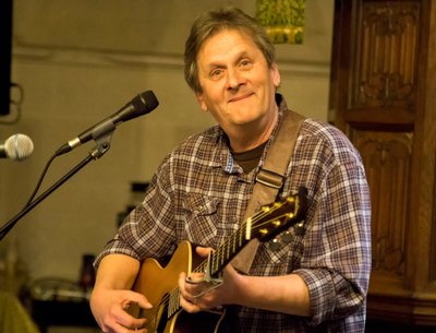 Performing at St Mary's Church, Almondsbury, Bristol - Friday 10 November 2017 (Photo: Chris Dobson)