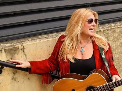 Taken by Beth Harrison before the College Park Blues Fest, Ritchie Coliseum, CP, Maryland