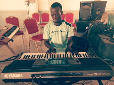 EmmanuelHero photo
