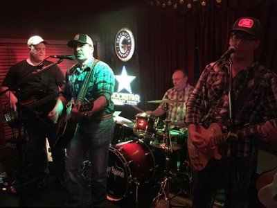 Sunday Saloon photo