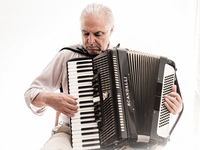 ELVIO RAUL DE LUCA photo