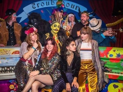 The Crack - burlesqish cabaret circus