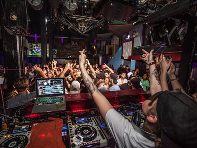 Foam Party / Europe Night Club