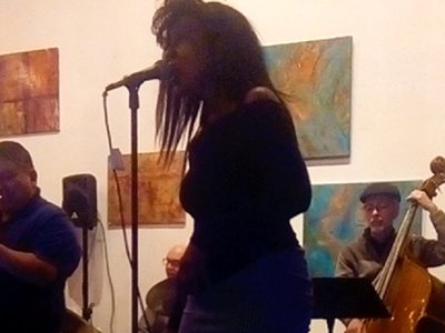 Lola Batiste photo