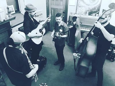 Scratchdog Stringband photo