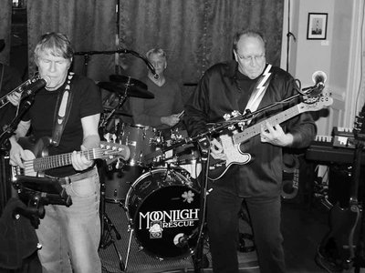 Mlrb @ The Corner tavern 
