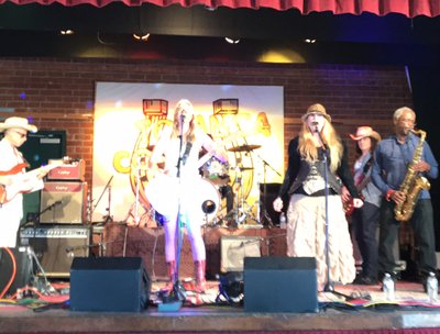 Full Band Topanga Days 2018