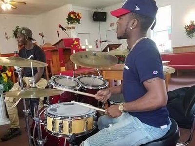 Stepfon Rodman, drums