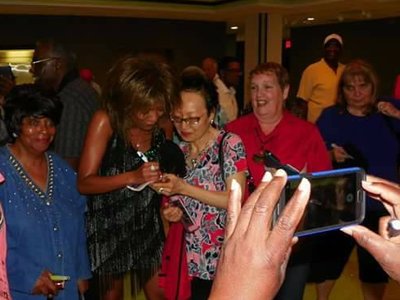 Signing Autographs after Sold Out Maryland Show! June 2018