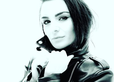 Natasha Jane Julian photo