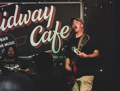 Jason 8/18/18 at Midway Cafe