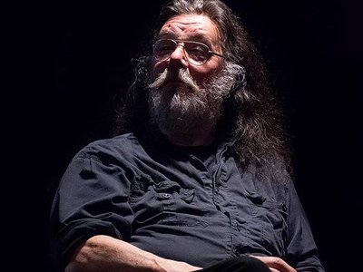 Photo by Iain Cairns