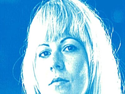Jenni Douglas, singer