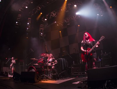 Jackknife Stiletto LIVE opening for Cheap Trick