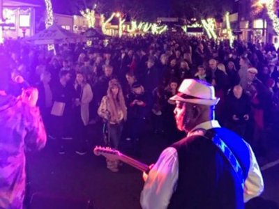 This is my cover band project thank you Laguna Beach chambcommerce as you can see, awesome concert