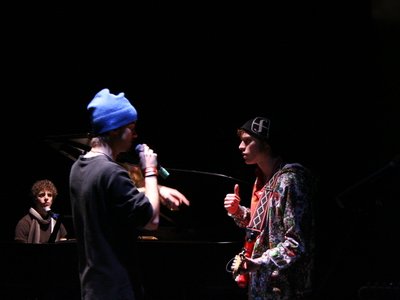 Stephen Cullen and Garson Karrel keepin' time.