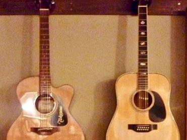 Tak 12 strings. Newer on the left and from the 70's on the right.