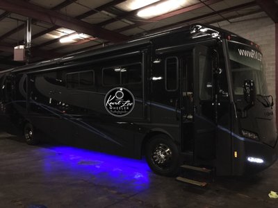 Tour bus from RVLOFT.com