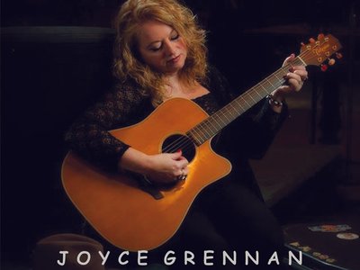 I'm a Country Song written by Joyce Grennan & Annette Barkley