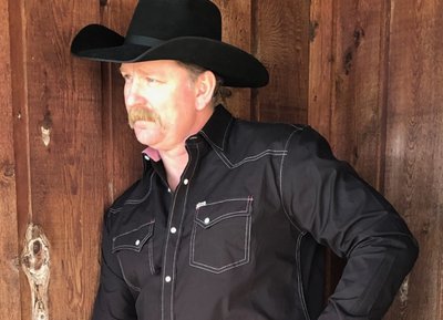 Sean Garrison and the 3rd watch band photo