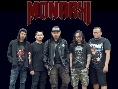 MONARKI photo