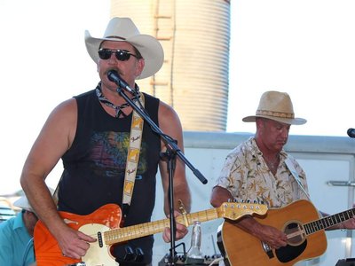 Sean Garrison and the 3rd watch band photo