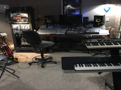 Dusty Vinyl Studio photo