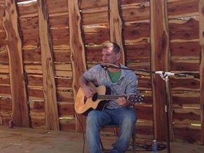 Scott Elliott lIVE AT old fort days