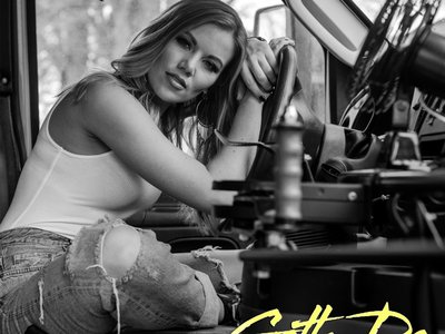 Kirstie Kraus photo