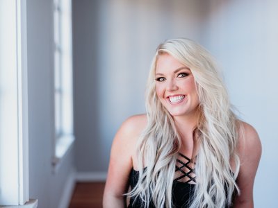 Jessie Leigh photo