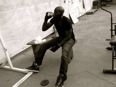 X.O Senavoe (aka NoHairDontCare) photo