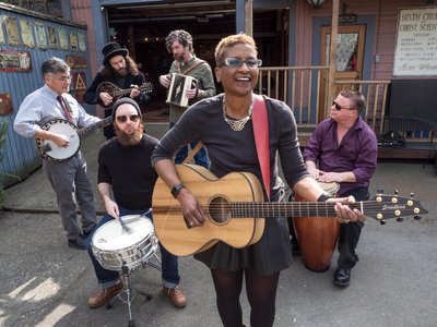 Paula Boggs Band photo