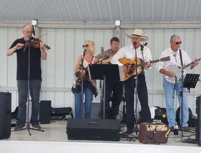 Wilow Creek performing at the Clark County Fair, July, 2019