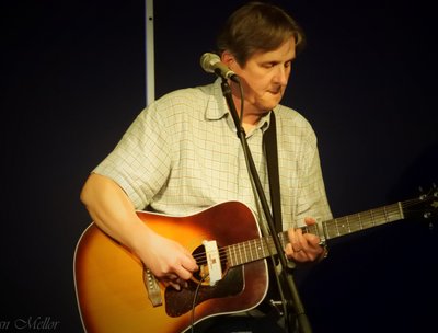 Folk In The Foyer, Evesham Arts Centre, July 2019 (Photo: Alan Mellor)