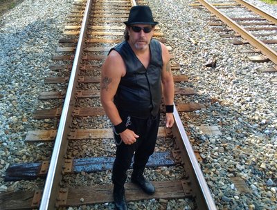 Kevin Freeman (bass)