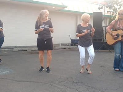 JoJo having fun with local dance group Eastgate Block Party