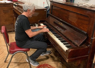 TONY FERA photo