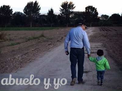 CAMINANDO