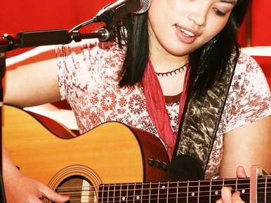 Melissa Polinar photo