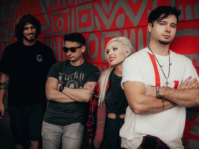 Lilakk photo