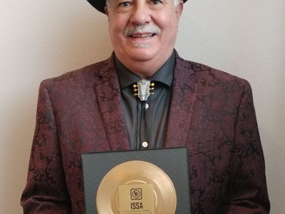 Siggie The Vintage Man photo