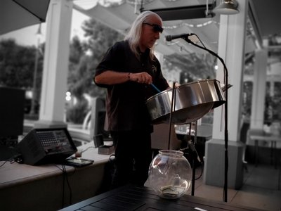 Pan On De Run w Casey Jones at The Grill in Westlake , Ca