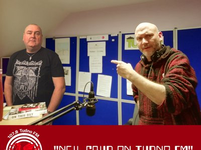 Neil Crud On Tudno FM (Radio Session)
